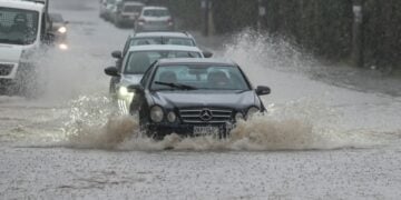 Πλημμυρισμένοι δρόμοι στην Αθήνα (φωτ. αρχείου: EUROKINISSI/Μιχάλης Καραγιάννης)