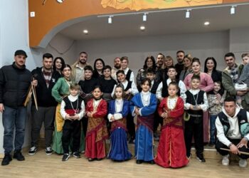 (Φωτ.: facebook/Μουσικοχορευτική & Πνευματική Εστία «Ο Καύκασος»)