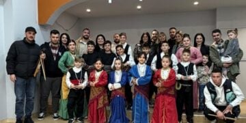 (Φωτ.: facebook/Μουσικοχορευτική & Πνευματική Εστία «Ο Καύκασος»)