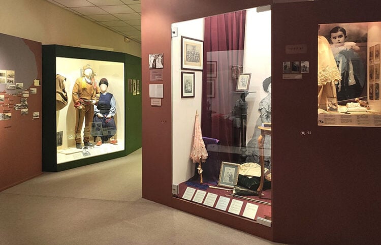 Υλικό που συγκροτεί το Μουσείο Ποντιακού Ελληνισμού, της Επιτροπής Ποντιακών Μελετών (φωτ.: Facebook / Οι Φίλοι του Μουσείου Μπενάκη)