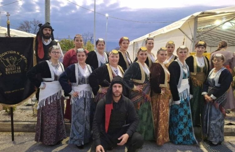 (Φωτ.: facebook/Ποντιακός Σύλλογος Αργολίδας & φίλων Ποντιακού Ελληνισμού «Παναγία Σουμελά»)