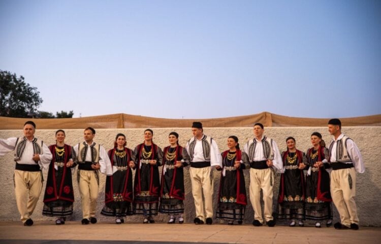 (Φωτ.: facebook/Οι Δόλοπες Πανελλήνιος Σύλλογος Χορευτικής Έκφρασης & Λαογραφικής Μελέτης)