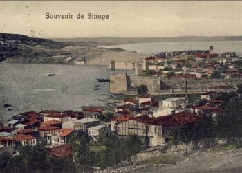 Καρτ ποστάλ του προηγούμενου αιώνα με άποψη της Σινώπης