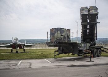 Σύστημα αντιαεροπορικής άμυνας Patriot του ΝΑΤΟ σε αεροπορική βάση στη Σλοβακία (φωτ. αρχείου: EPA/Martin Divisek)