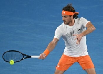 Ο Στέφανος Τσιτσιπάς στη διάρκεια του αγώνα (φωτ.: EPA/Lukas Coch)