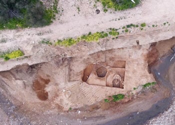 Η ανασκαφή στην όχθη του ρέματος της Ραφήνας (φωτ.: ΥΠΠΟ)