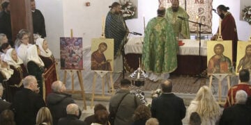 Θεία Λειτουργία για τα Θεοφάνια με το Ιουλιανό Ημερολόγιο στην Τρίγλια της Βιθυνίας (πηγή: Glomex)