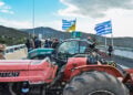 Αποκλεισμός της Κορίνθου-Τριπόλεως από αγρότες, στο ύψος της Αρχαίας Νεμέας. Κυριακή 4 Ιανουαρίου 2026 (φωτ.: EUROKINISSI / Βασίλης Παπαδόπουλος)