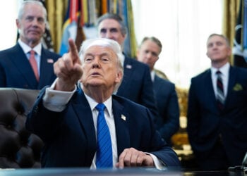 Ο Ντόναλντ Τραμπ στο Οβάλ Γραφείο, Παρασκευή 30 Ιανουαρίου 2026 (φωτ.: EPA / Francis Chung / POOL)