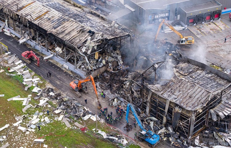 Η επόμενη ημέρα της πυρκαγιάς στην βιομηχανία μπισκότων «Βιολάντα» στα Τρίκαλα, Τρίτη 27 Ιανουαρίου 2026 (φωτ.: EUROKINISSI / Θανάσης Καλλιάρας)