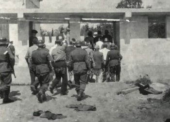 Μία από τις ιστορικές φωτογραφίες που περιήλθαν στην κατοχή του ελληνικού Δημοσίου