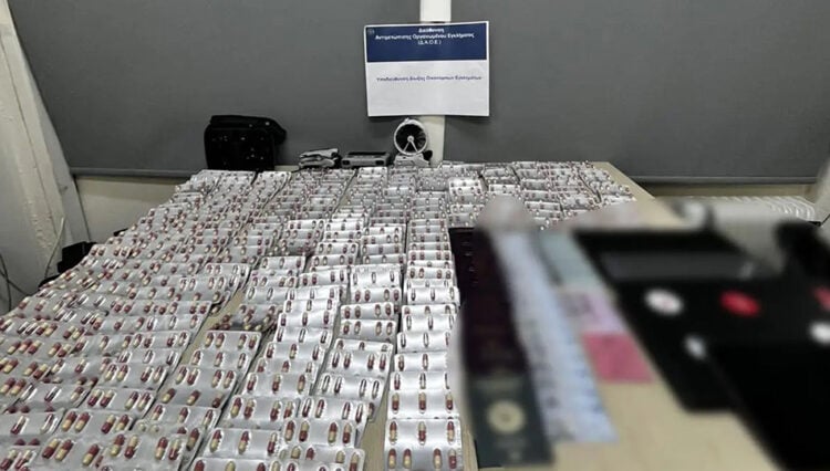 Μέρος των κατασχεθέντων (πηγή: astynomia.gr)