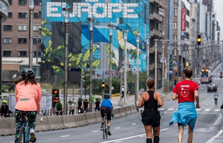 Στις Βρυξέλλες (φωτ.: Facebook / European Commission)