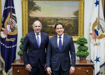 Εικόνα από τη συνάντηση ΥΠΕΞ Γιώργου Γεραπετρίτη με τον ΥΠΕΞ των ΗΠΑ Marco Rubio στον Λευκό Οίκο (φωτ.: U.S. Department of State 
@StateDept)