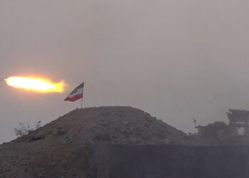 Άσκηση με πραγματικούς πυραύλους στον Περσικό, από τους Φρουρούς της Επανάστασης. Δευτέρα 16 Φεβρουαρίου 2026 (φωτ.: Sepahnews)