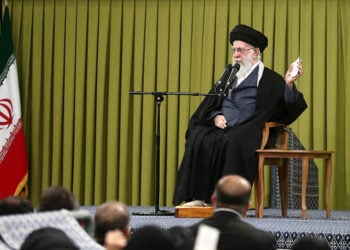 Ο αγιατολάχ Αλί Χαμενεΐ  σε εκδήλωση ενόψει της 47ης επετείου της Ισλαμικής Επανάστασης του 1979. Τεχεράνη, 1 Φεβρουαρίου 2026 (φωτ: EPA / Iran’s Supreme Leader Office – Handout)