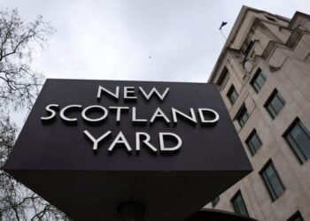 Άποψη του κτηρίου της Νέας Σκότλαντ Γιάρντ στο Λονδίνο (φωτ.: EPA/ANDY RAIN)