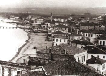 Άποψη των Κοτυώρων, της επαρχίας όπου ανήκε το ελληνικό χωριό Τάμαλαν (φωτ.: tr.pinterest.com/eskiturkiyefotograflari/)