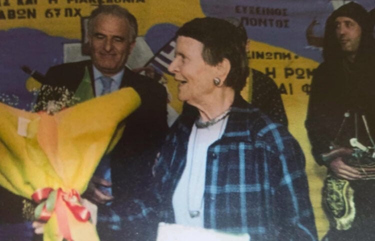 Θεσσαλονίκη, 19 Μαΐου 2003. Η Ελένη Γλύκατζη-Αρβελέρ συμμετείχε στην πρώτη πανελλαδική εκδήλωσης τιμής και μνήμης για τα θύματα της Γενοκτονίας των Ποντίων (φωτ.: Παμποντιακή Ομοσπονδία Ελλάδος)