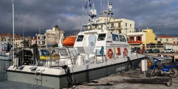 Σκάφος του Λιμενικού Σώματος στο λιμάνι της Χίου, Τετάρτη 4 Φεβρουαρίου 2026 (φωτ.: EUROKINISSI / Κώστας Αναγνώστου)