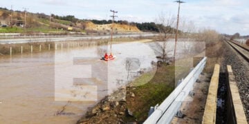 Στο Διδυμότειχο και στο Σουφλί επιχειρούν ομάδες ΕΜΟΔΕ και ΕΜΑΚ (φωτ.: ΕΡΤ)