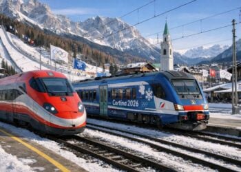Ιταλικά τρένα ειδικά διακοσμημένα με αφορμή τους Χειμερινούς Ολυμπιακούς Αγώνες (φωτ.: trasporti-italia.com)