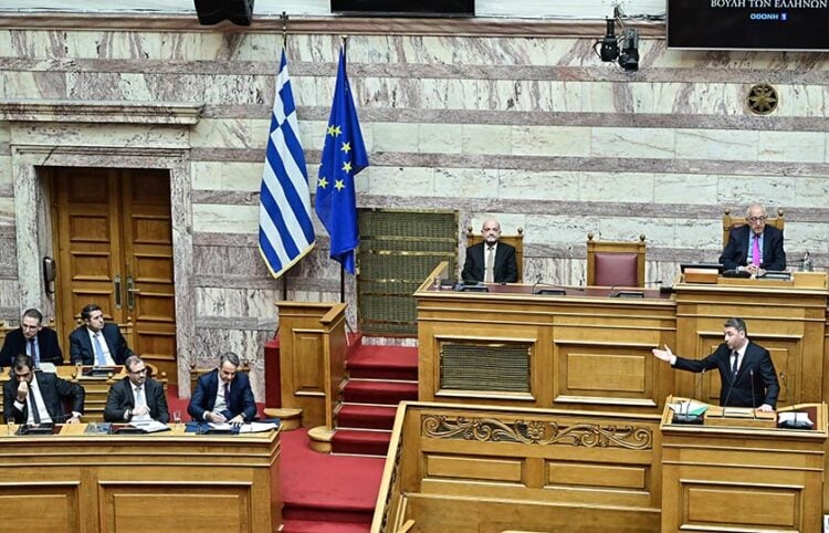 Ανδρουλάκης και Μητσοτάκης στη Βουλή, στην «Ώρα του πρωθυπουργού», Παρασκευή 27 Φεβρουαρίου 2026 (φωτ.: EUROKINISSI / Μιχάλης Καραγιάννης)