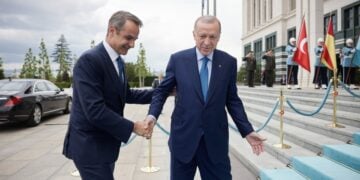 Στιγμιότυπο από την επίσκεψη του Κ. Μητσοτάκη στην Άγκυρα το 2024 (φωτ.: Γραφείο Τύπου Πρωθυπουργού/Δημήτρης Παπαμήτσος)