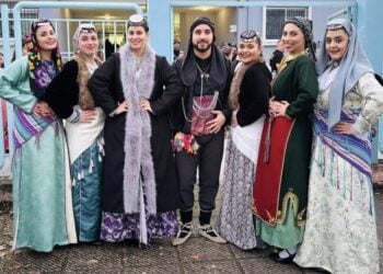 (Φωτ.: facebook/Μουσικοχορευτική & Πνευματική Εστία «Ο Καύκασος»)