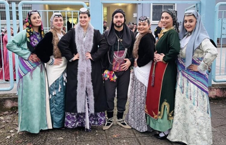 (Φωτ.: facebook/Μουσικοχορευτική & Πνευματική Εστία «Ο Καύκασος»)