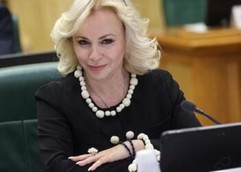 Η Όλγα Κοβιτίδη στο Ομοσπονδιακό Συμβούλιο της Ρωσίας (φωτ.: council.gov.ru)