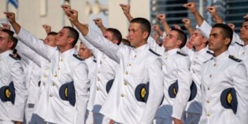 Ορκωμοσία νέων Ικάρων (φωτ. αρχείου: Γραφείο Τύπου Γενικού Επιτελείου Αεροπορίας)