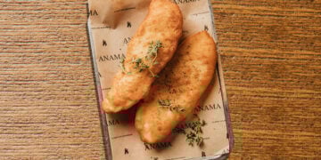 Λαχταριστά πιροσκί με πατάτα από το εστιατόριο Ανάμα (φωτ.: thessalonikistopiato.gr)