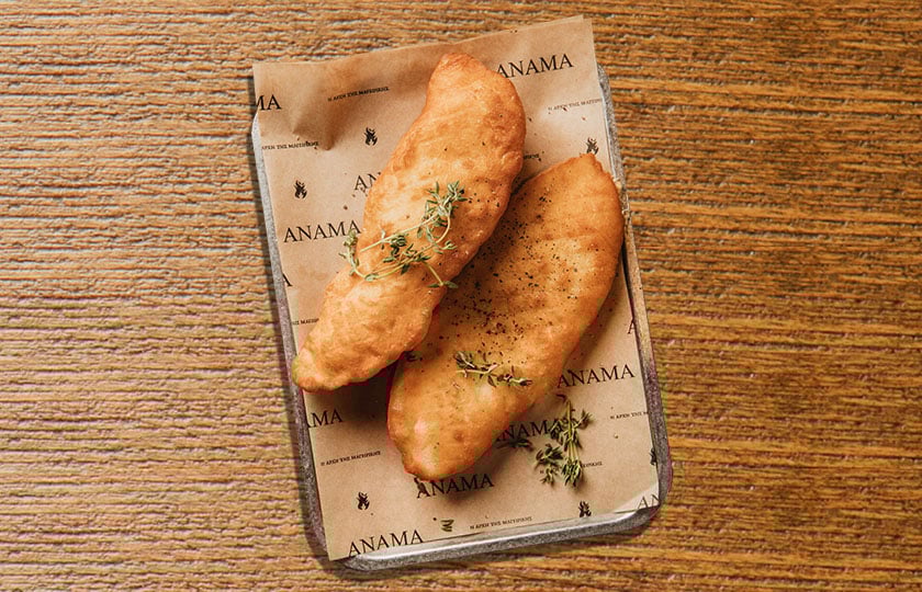 Λαχταριστά πιροσκί με πατάτα από το εστιατόριο Ανάμα (φωτ.: thessalonikistopiato.gr)