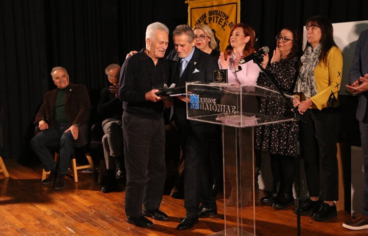 Μια ιδιαίτερα συγκινητική στιγμή από την εκδήλωση των «Ακριτών» Πολυκάστρου & Περιχώρων