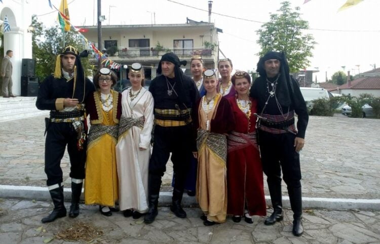 (Φωτ.: facebook/Σύλλογος Ποντίων Αιτωλ/Νιας «Δ. Ψαθάς»)