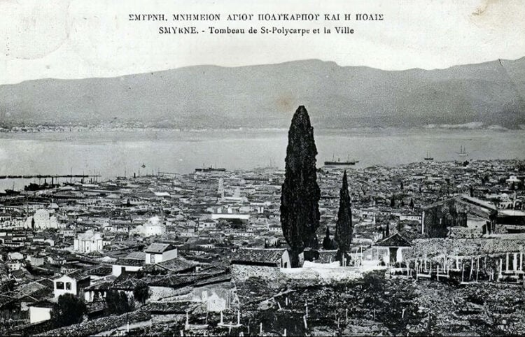 Aπό το πολύτιμο αρχείο του συλλέκτη και φωτογράφου Mert Rüstem