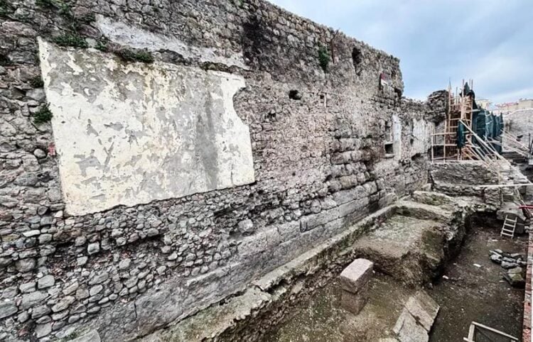 Θαμμένος σχεδόν 8 μέτρα κάτω από τη σύγχρονη Τραπεζούντα βρέθηκε ο αρχαίος ποτάμιος λιμένας, ο τρίτος γνωστός σε όλο τον κόσμο (φωτ.: IHA)