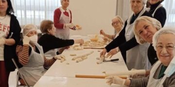 (Φωτ.: facebook.com/ArmenianBlueCrossGreece)