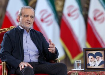 Ο πρόεδρος του Ιράν Μασούντ Πεζεσκιάν στο προεδρικό μέγαρο, σε παλιότερη φωτογραφία (φωτ.: ΕΡΑ)