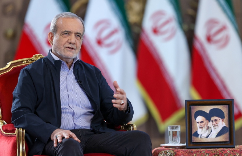 Ο πρόεδρος του Ιράν Μασούντ Πεζεσκιάν στο προεδρικό μέγαρο, σε παλιότερη φωτογραφία (φωτ.: ΕΡΑ)