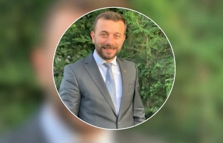 Ο Adam Ekiz (φωτ.: Instagram/beskoyluademekiz)