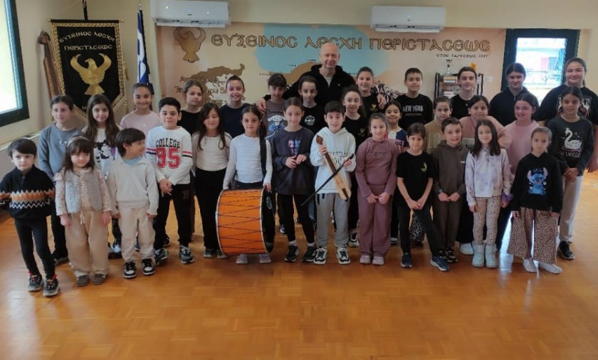 (Φωτ.: facebook/Εύξεινος Λέσχη Περιστάσεως)