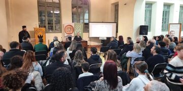 Από την εκδήλωση για τον Στάθη Ευσταθιάδη στη Δημοτική Βιβλιοθήκη Κομοτηνής, Πέμπτη 19 Μαρτίου 2026 (φωτ.: paratiritis-news.gr)