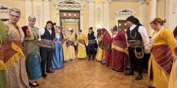 (Φωτ.: Facebook/Ένωση Ποντίων Γλυφάδας «Η Ρωμανία»)