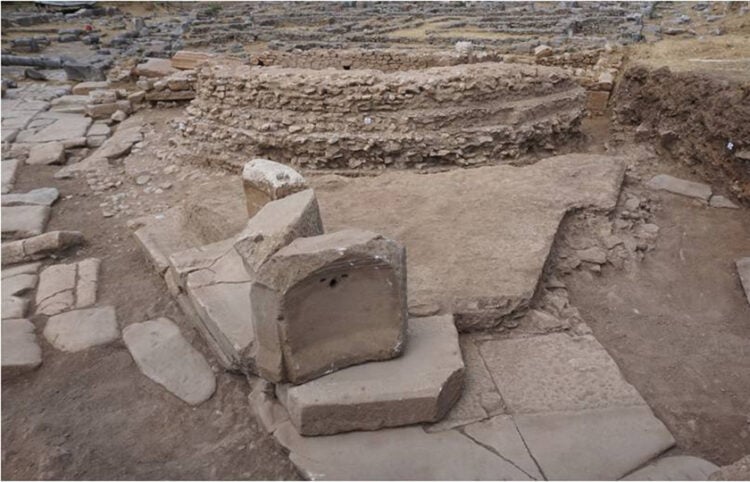 Άποψη του κρηναίου οικοδομήματος στους Φιλίππους (φωτ.: ΥΠΠΟ)