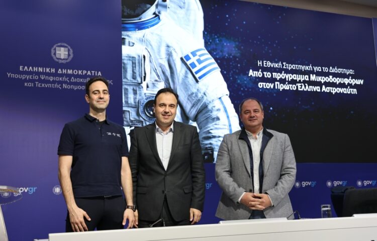 Από αριστερά, ο Αδριανός Γολέμης, ο Δημήτρης Παπαστεργίου και ο Κωνσταντίνος Καράντζαλος (φωτ.: EUROKINISSI/Γιάννης Παναγόπουλος)