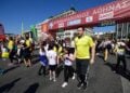 Μικροί και μεγάλοι στον περσινό ημιμαραθώνιο της Αθήνας (φωτ.: EUROKINISSI/Klodian Lato)