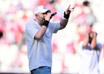 Ο Μιχάλης Κουινέλης στον τελικό του Κυπέλου Ελλάδος 2024-5, ανάμεσα στον ΟΦΗ και στον Ολυμπιακό. 17 Μαΐου 2025 (φωτ.: EUROKINISSI / Klodian Lato)