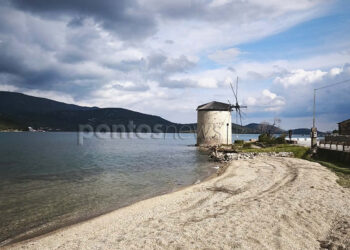 Ο ανεμόμυλος στο Πέραμα της Γέρας, στη Λέσβο (φωτ.: pontosnews.gr)